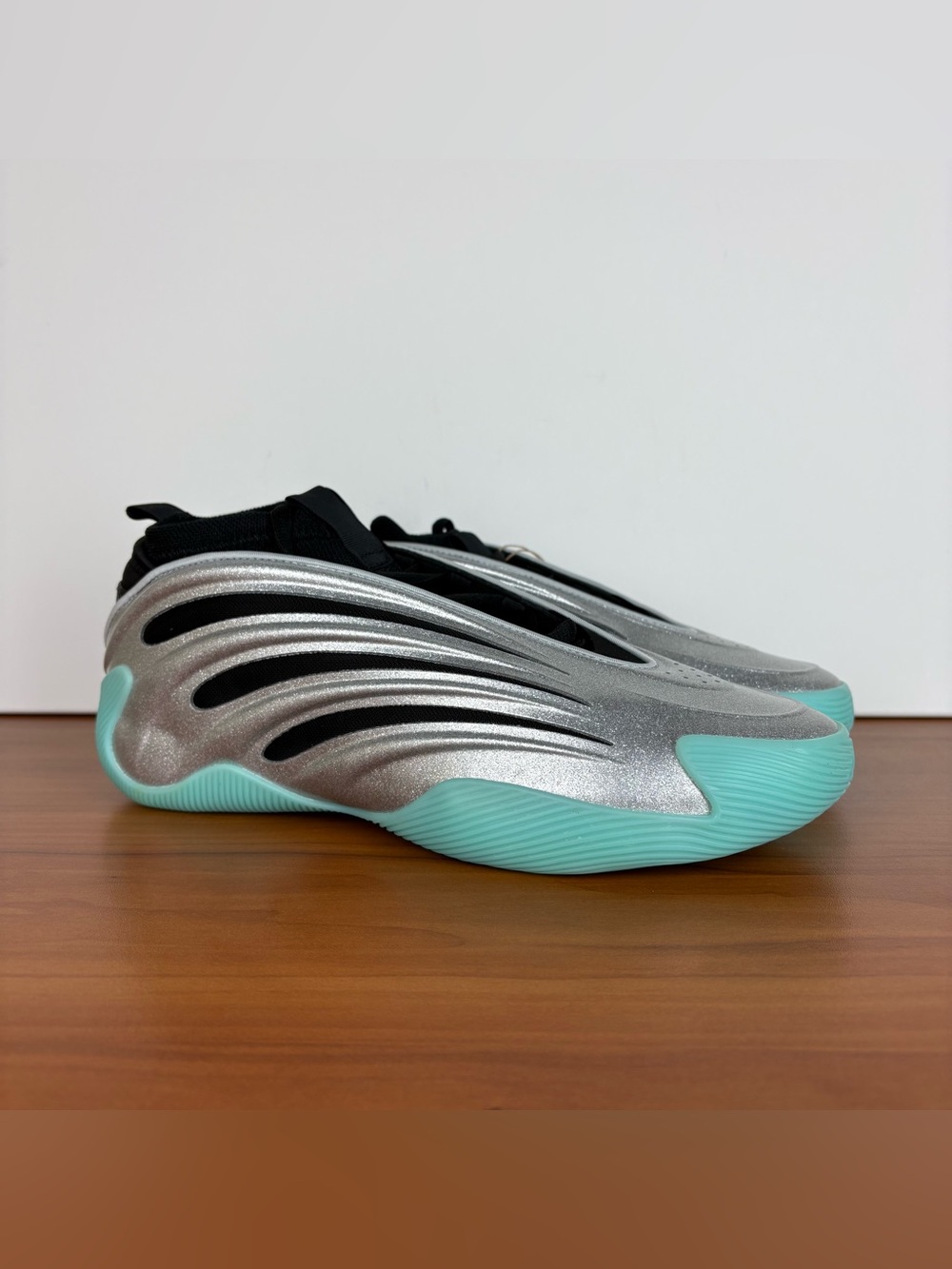 Adidas Harden Volume 9 “UNO” Basketball Shoes